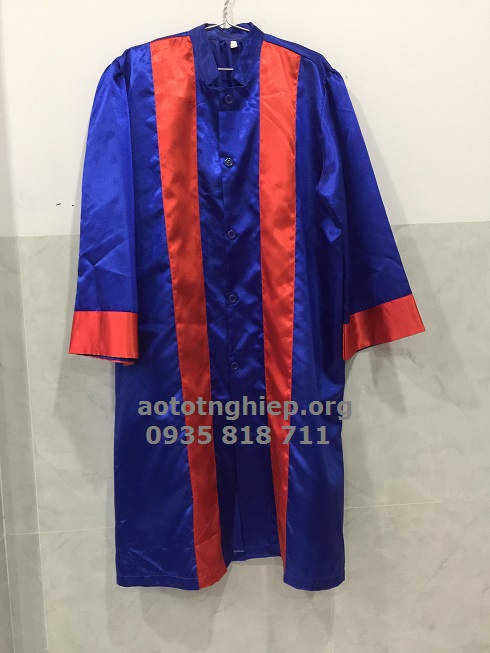 Áo tốt nghiệp TT anh ngữ 10